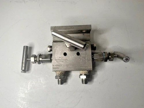 Parker PGI M-650SCG Transmitter Isolation Block & Bleed Valve 6000PSI SS