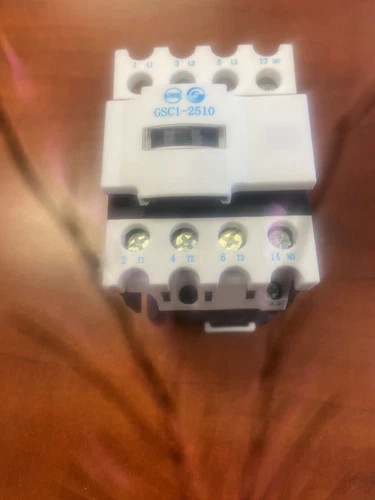 Tianshui GSC1-2510 3-Pole AC Contactor with 1 NO Auxiliary Contact — product image 2 of 7