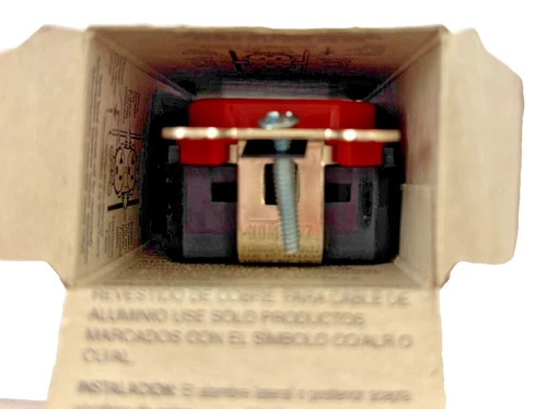 Leviton 8300-R 20A 125V Red Hospital Grade Duplex Receptacle — product image 2 of 6