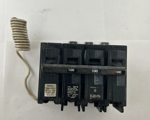 Siemens B310000S01 3-Pole 100 Amp 240V Shunt Trip Circuit Breaker — primary product image