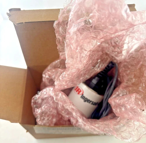 Ingersoll Rand 206120-IR1 Oil Pressure Transducer — product image 2 of 5
