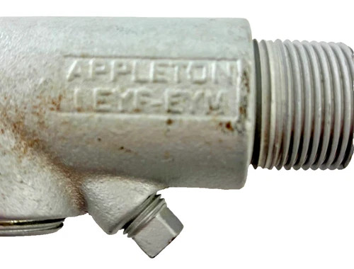 Appleton EYF-EYM 1 Inch Explosion-Proof Conduit Sealing Fitting — product image 5 of 6