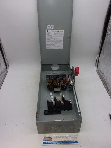 General Electric Heavy Duty Safety Switch TH3363R 100A 3P Fusible NEMA 3R — product image 4 of 8