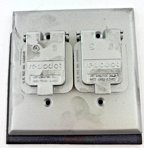 Red Dot 2CCS Dry-Tite Weatherproof Cover for Two Single Hole Receptacles, 2 Gang — product image 2 of 5