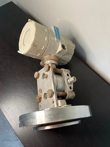Bailey BCN7421515120 3" Flanged Tank Mount Level Transmitter — primary product image