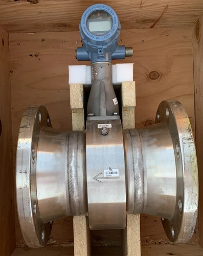 Rosemount 8800 Vortex Flow Meter 8800CF060SA1N1P1C6M5Q4Q8 6-inch Flange Stainless Steel
