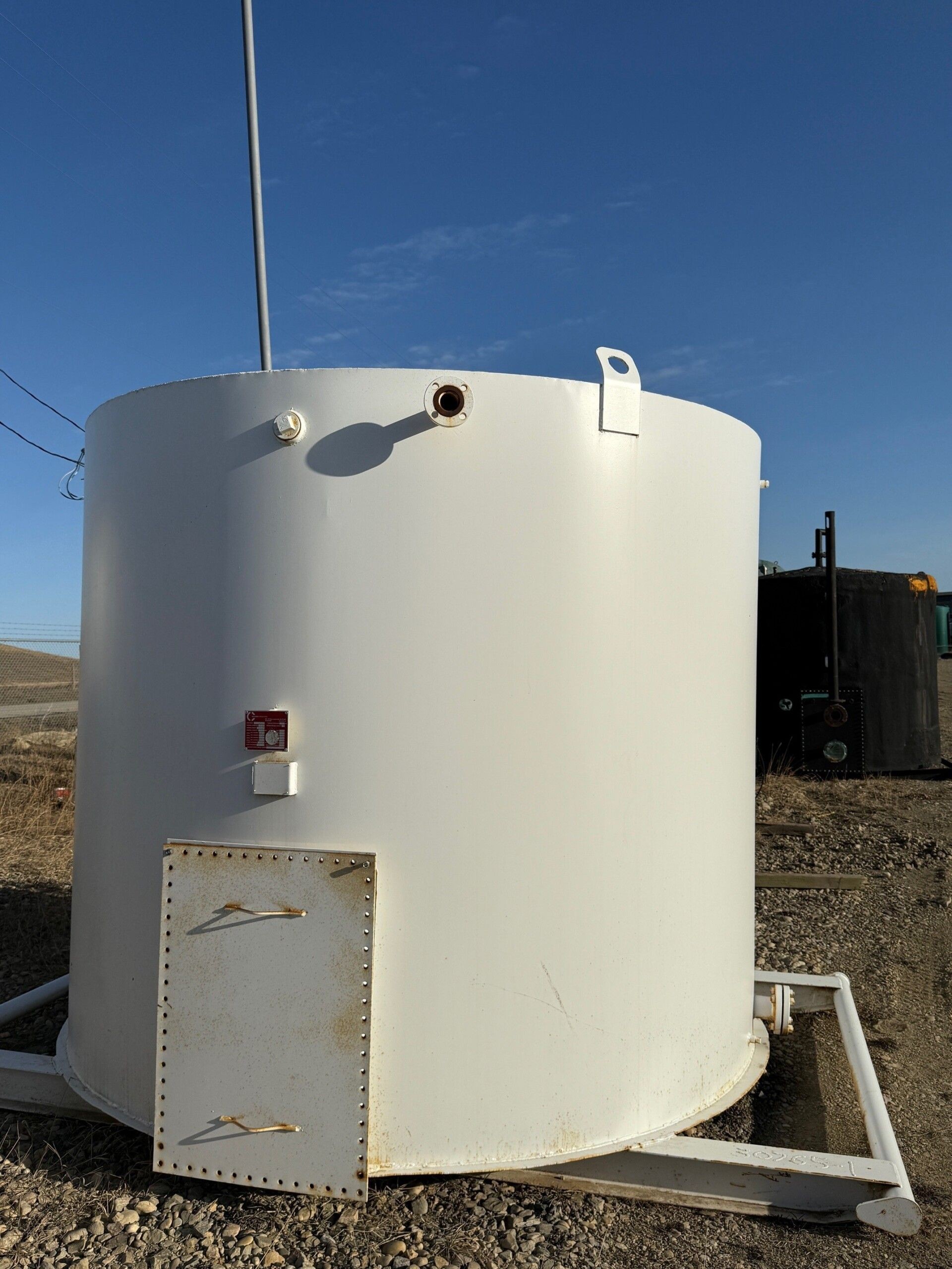 100 BBL Refurbished Skidded Tanks — product image 5 of 6