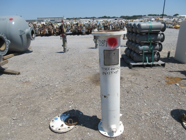 Valerus Vertical Pressure Vessel FG210033 8-5/8 in x 45 in — product image 7 of 10