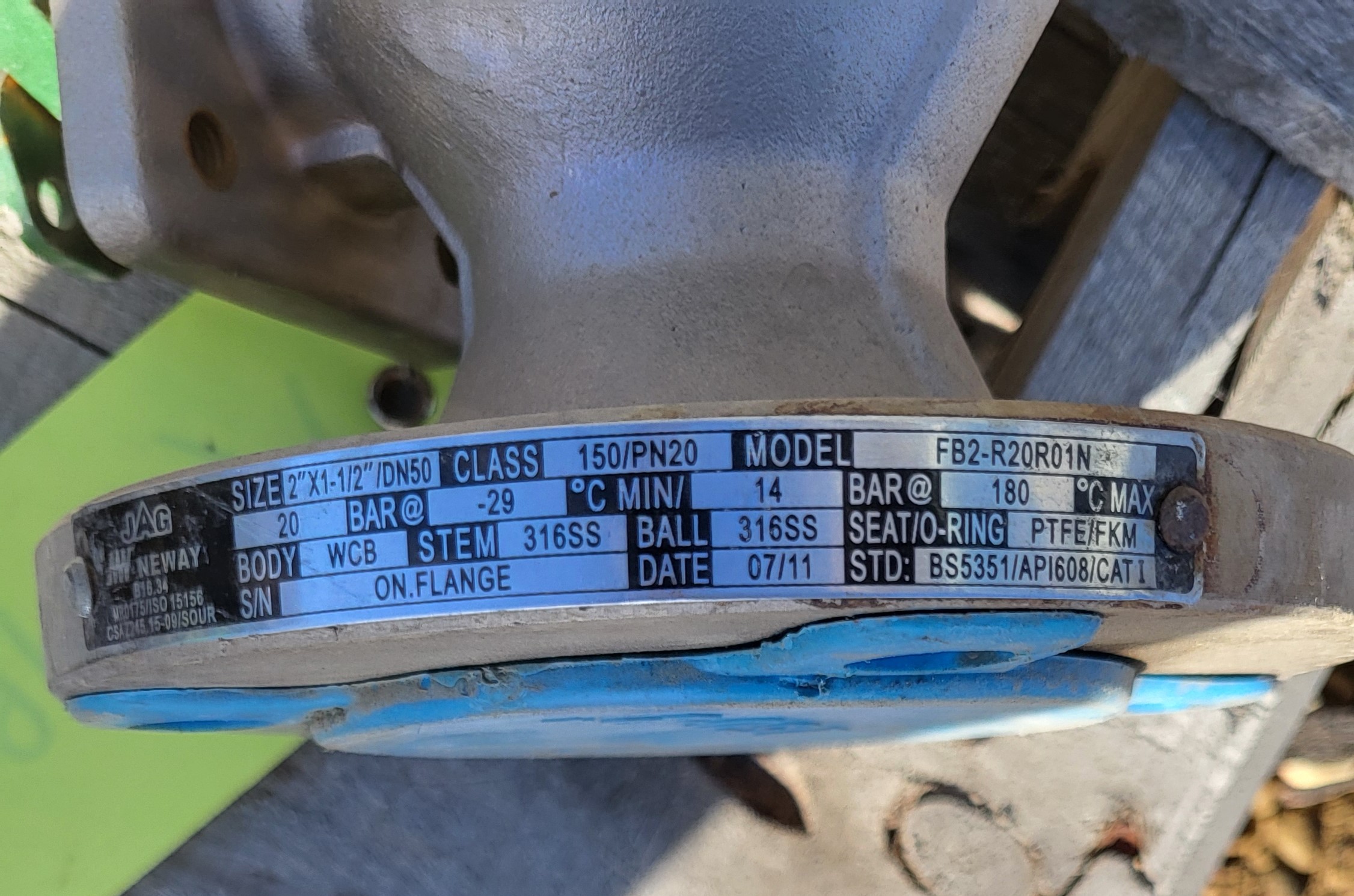 Neway FB2-R20R01N 2" x 1.5" Class 150 Flanged Ball Valve — product image 3 of 4