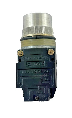 GE CR104A8115 Miniature Oiltight Green Pushbutton Switch — product image 5 of 5