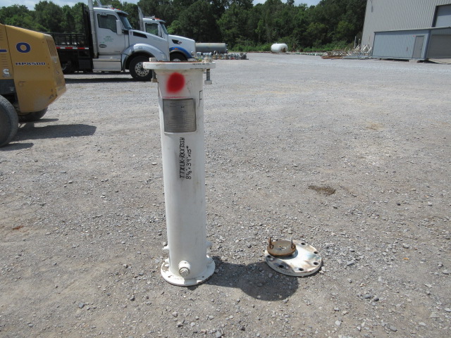 Valerus SS256-0 Vertical Pressure Vessel 8-5/8" x 3'9" — product image 7 of 10