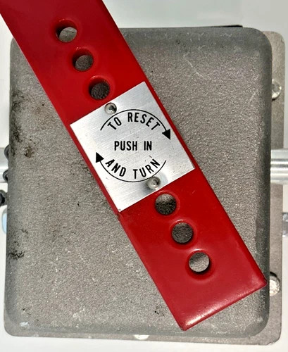 Conveyor Components RS-2 Safety Stop Control Switch — product image 3 of 7