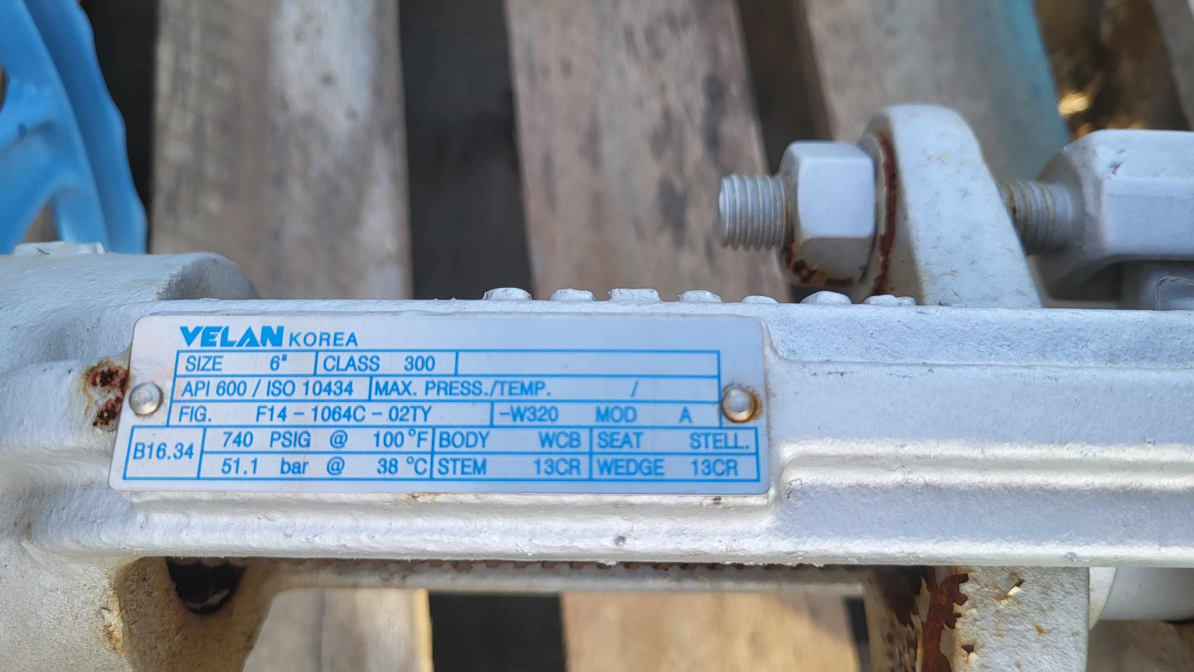 Velan 6-inch Class 300 Cast Steel Gate Valve F14-1064C-02TY — product image 2 of 3