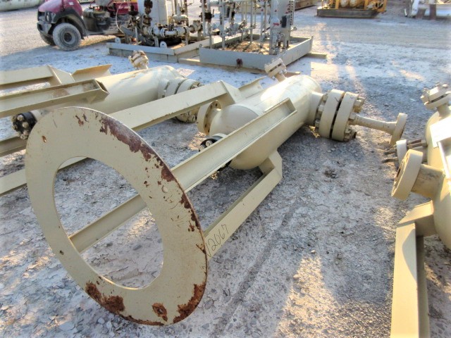 Cameron Vertical Sand Trap Pressure Vessel, 20" x 5' — product image 3 of 8