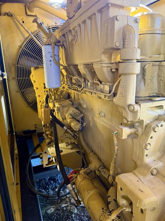 Caterpillar 3412 800 kW Diesel Generator Set — product image 3 of 10