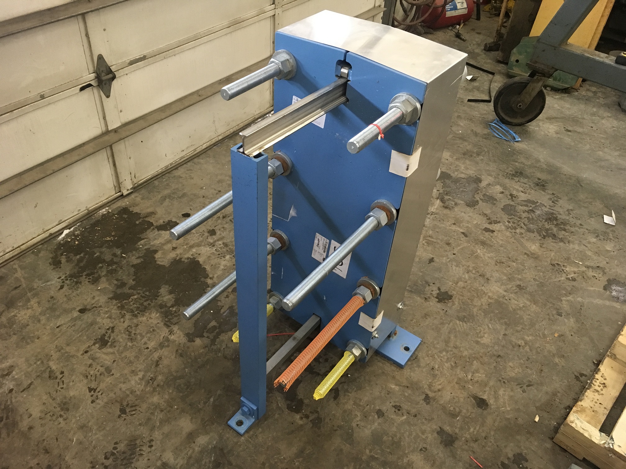 Tranter Superchanger Plate and Frame Heat Exchanger UXP-100-H-6-UR-55 — product image 2 of 4