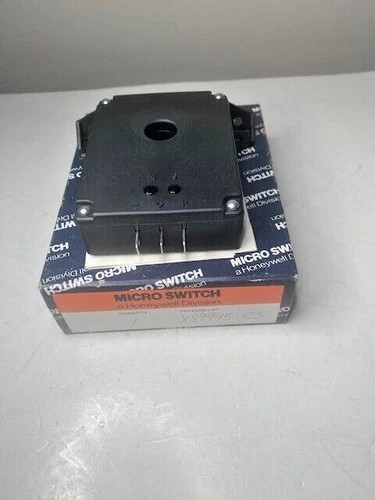 Honeywell Micro Switch X89945-CS 31 Amp Current Sensor